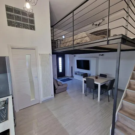 Casa Marfi Сан-Джорджо-а-Кремано